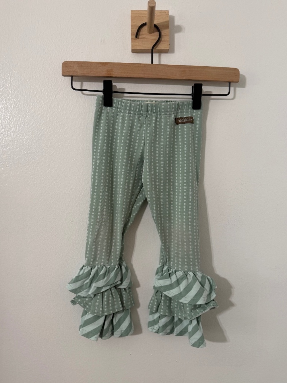 Matilda Jane Bon Bon Bennys Leggings Ruffled Mint Dot Girls Happy & Free 4